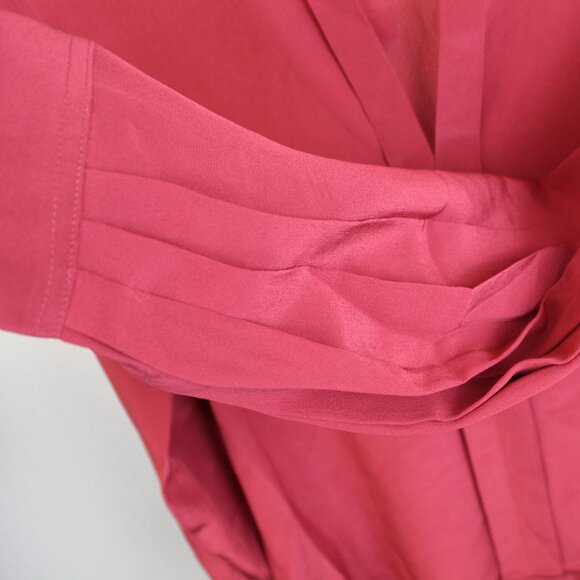 NWT EQUIPMENT Split V-Neck Silk Blouse | Office Workwear Date Night Essential - Picture 7 of 8